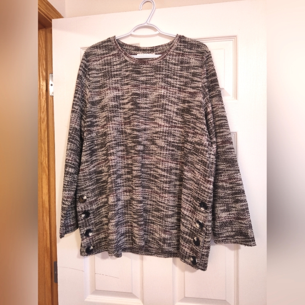 Ricki's sweater size XXL
